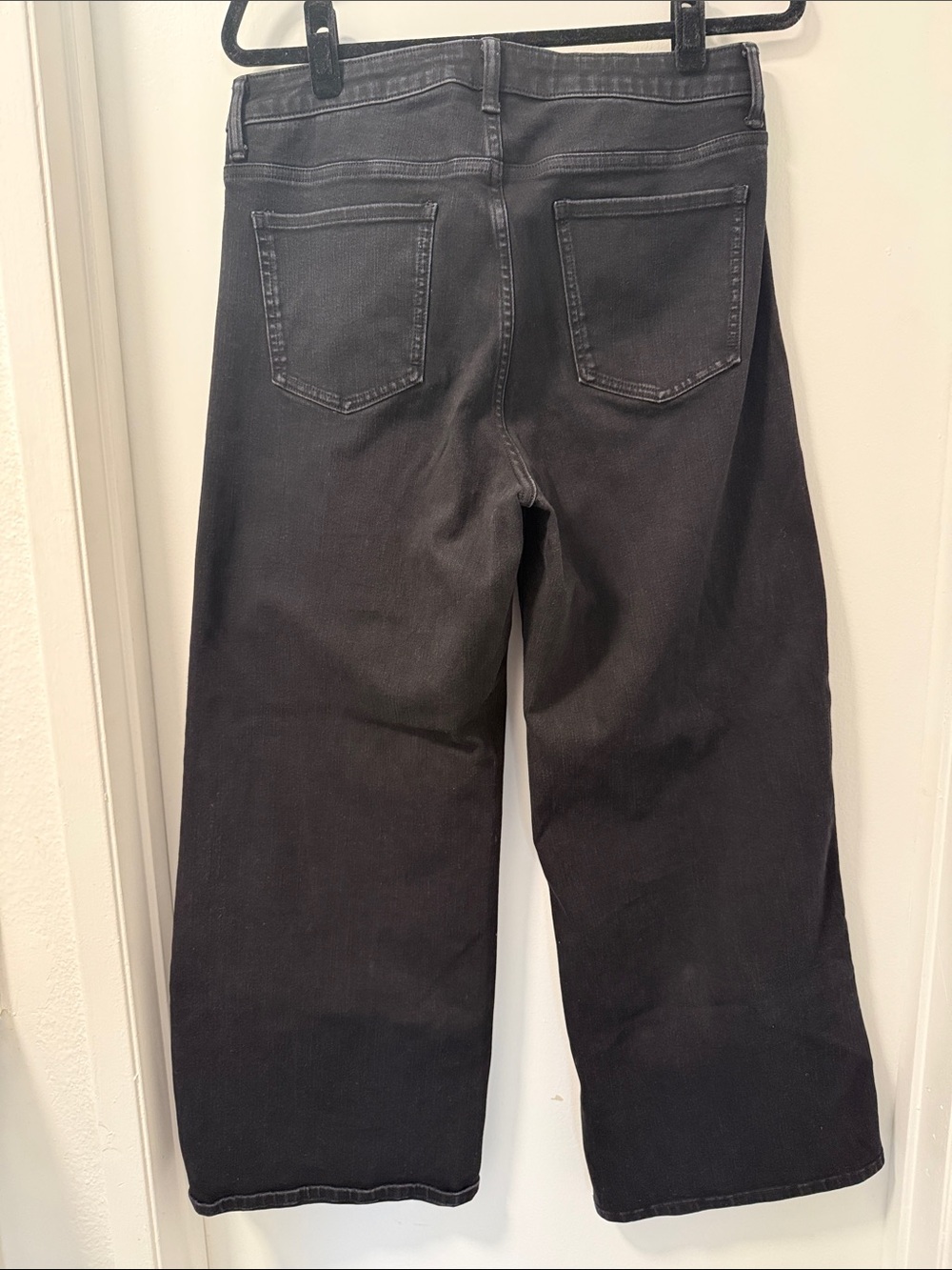 Quince | Black Wide-Leg Jeans - Picture 7 of 7